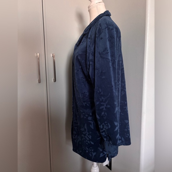 Diane Von Furstenberg Navy Velvet Blouse - Picture 10 of 10